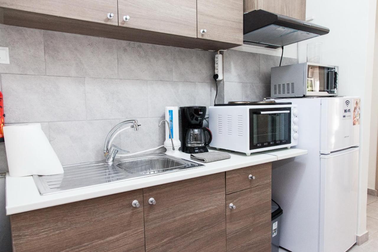 Cozy Apartment Near Stavros Niarchos Park Athen Eksteriør billede