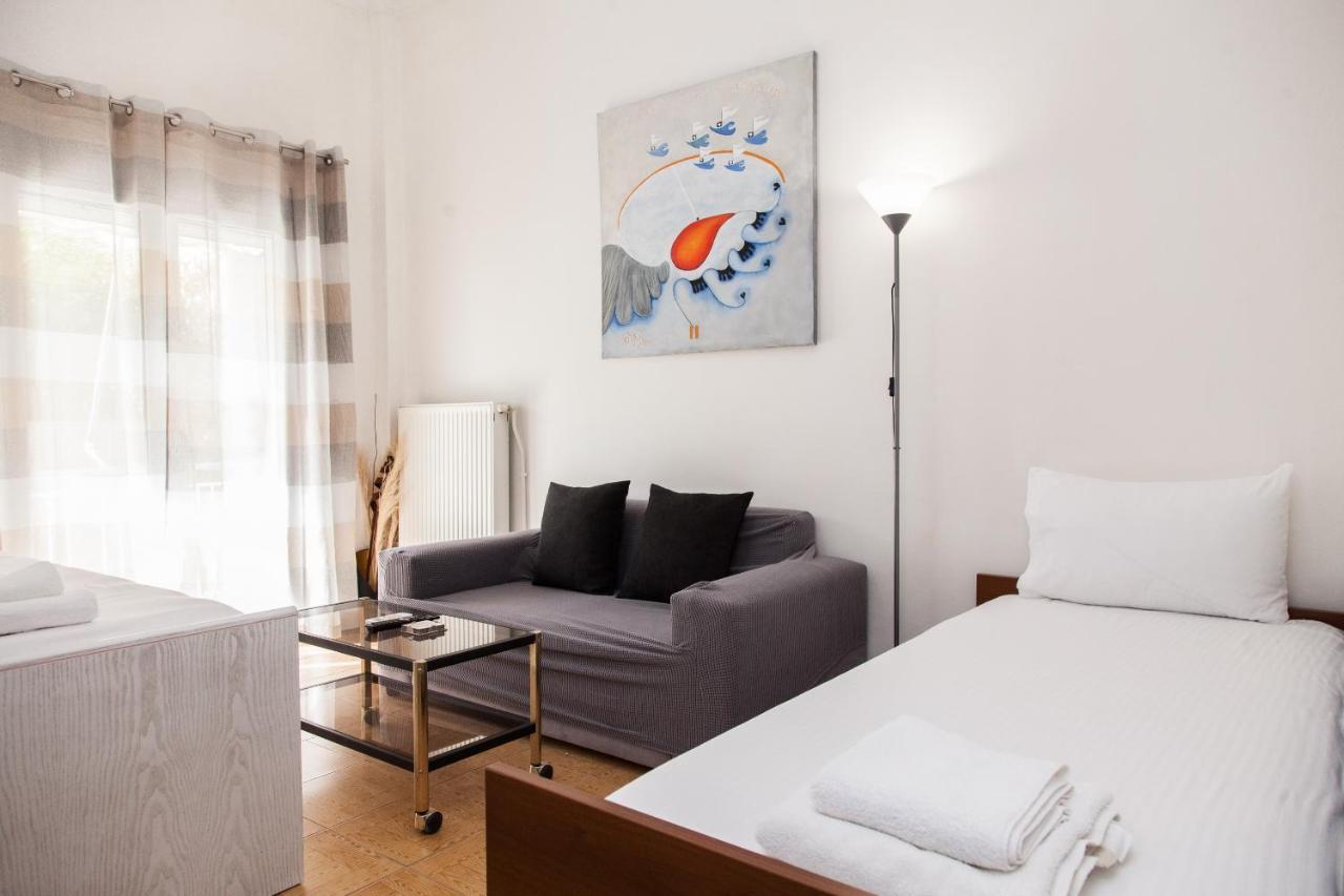 Cozy Apartment Near Stavros Niarchos Park Athen Eksteriør billede